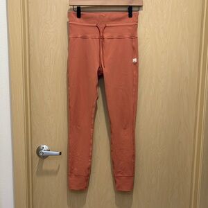 Vuori Daily Legging - Cinnamon - M